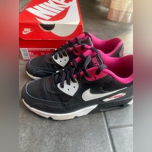Nike Air Max 90 Shoes